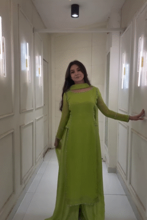Elegant Kurta with Bottom and Dupatta Set – Timeless Ethnic Charm