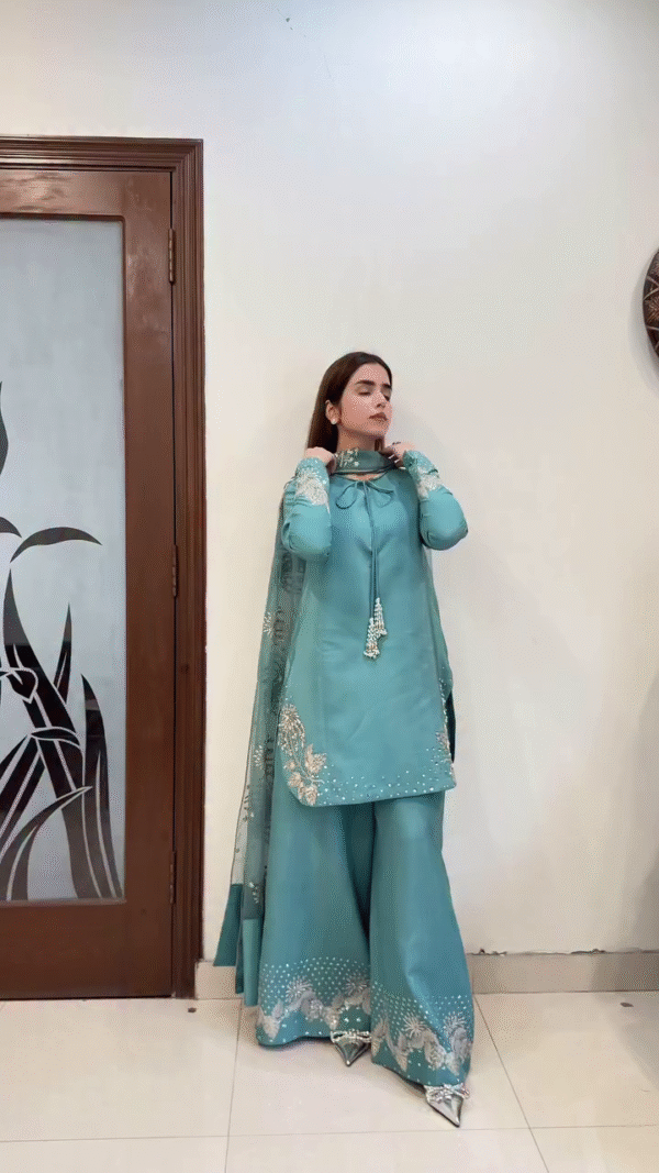 New Designer Collection in Natural Crepe Silk Ready to Wear Stitched Suit – Elegant Ethnic Luxury