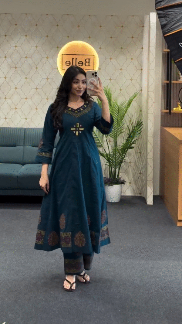 Elegant Green Anarkali Kurti – Stylish Ethnic Wear for Women