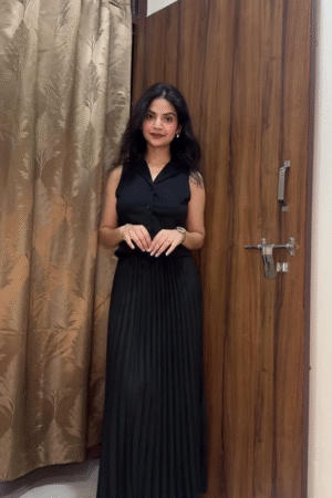 Black Sleeveless Pleated Maxi Dress with Buttoned Bodice