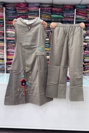 Women’s Grey Sleeveless Kurti Set with Pants