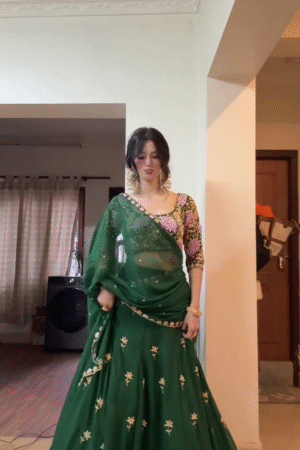Women’s Green Embroidered Lehenga Choli with Dupatta – Designer Wedding & Festive Wear Lehenga Set 💚✨